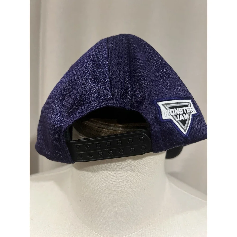 Monster Jam Grave‎ Digger Snap Back Hat